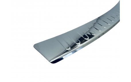 Накладка на задний бампер Volkswagen Golf 6 Plus