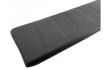 Накладка на задний бампер Mitsubishi Outlander