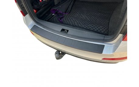 Накладка на задний бампер Skoda Octavia A7 2013-2017