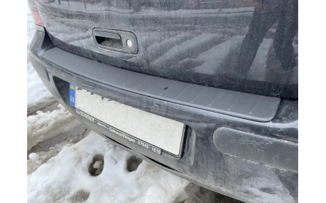 Накладка на задний бампер Volkswagen Golf 4