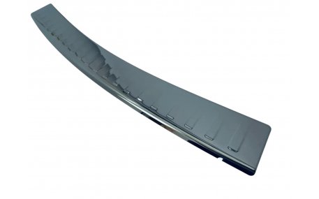 Накладка на задний бампер Renault Duster