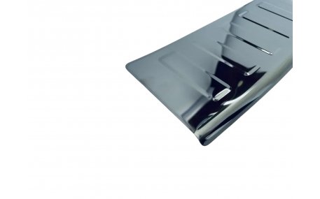 Накладка на задний бампер Opel Astra J