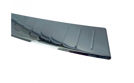 Накладка на задний бампер Volkswagen Golf 7