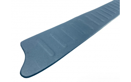 Накладка на задний бампер Opel Vivaro