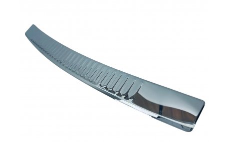 Накладка на задний бампер Mitsubishi Outlander XL