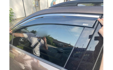 Дефлекторы окон Volkswagen Touareg