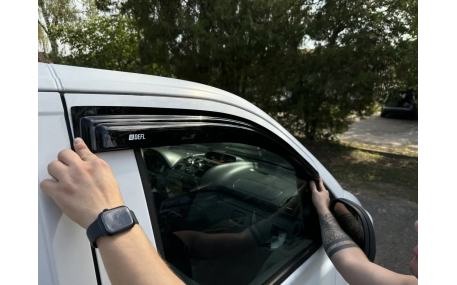 Дефлекторы окон Mercedes Vito W639