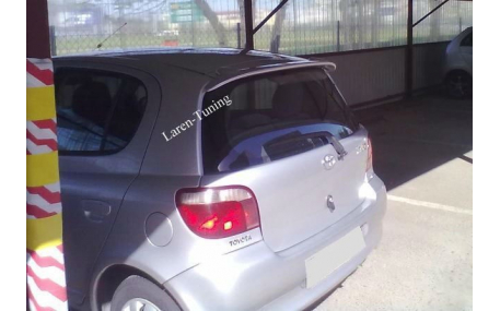 Спойлер Toyota Yaris