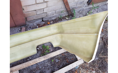 Бампер задний BMW E30