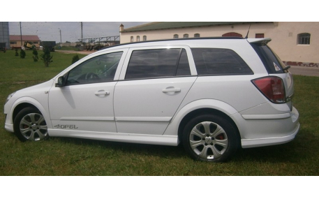 Спойлер Opel Astra H Caravan