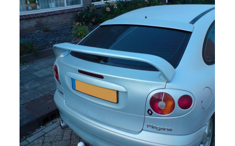 Спойлер Renault Megane