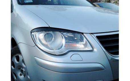 Ресницы Volkswagen Touran