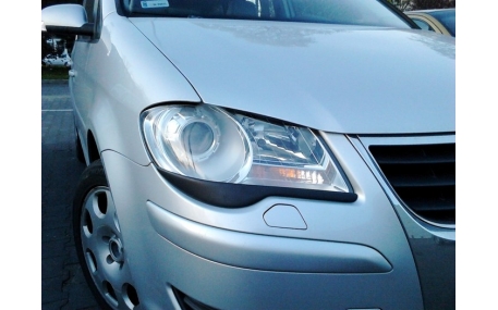 Ресницы Volkswagen Touran