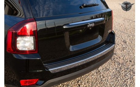 Накладка на задний бампер Jeep Compass