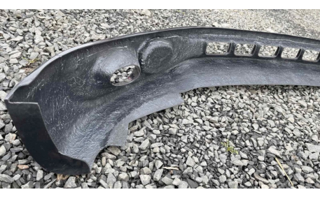 Накладка передняя Volkswagen Touareg