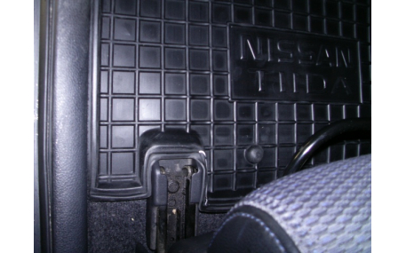 Коврики в салон Nissan Tiida