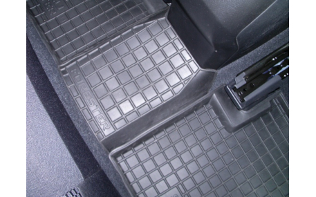 Коврики в салон Subaru Forester