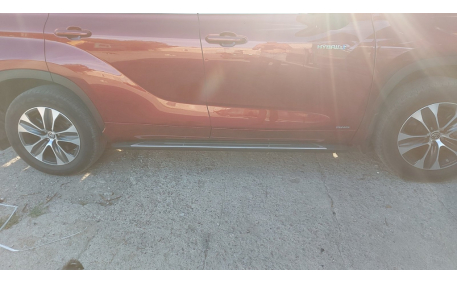 Подножки Toyota Highlander