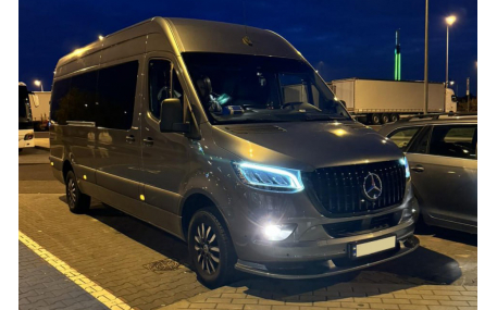 Накладка передняя Mercedes Sprinter W907