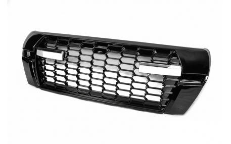 Решетка радиатора Toyota Land Cruiser 200