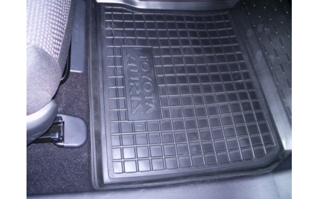 Коврики в салон Toyota Auris