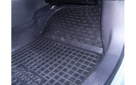 Коврики в салон Toyota Auris