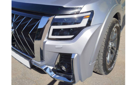 Комплект обвеса Mitsubishi Pajero Wagon 4