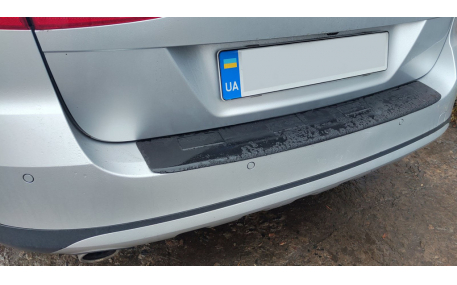 Накладка на задний бампер Volkswagen Passat B7