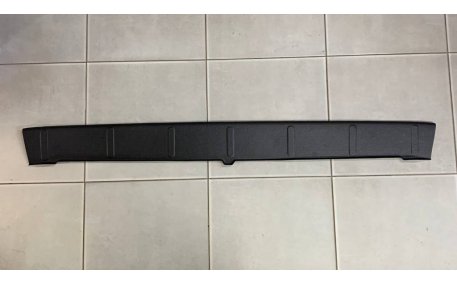 Накладка на задний бампер Opel Vivaro