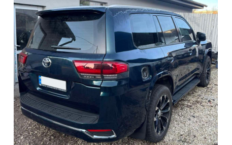Комплект обвеса Toyota Land Cruiser 200