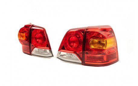 Фонари задние Toyota Land Cruiser 200