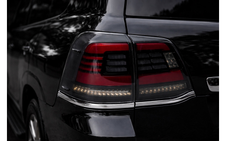 Фонари задние Toyota Land Cruiser 200