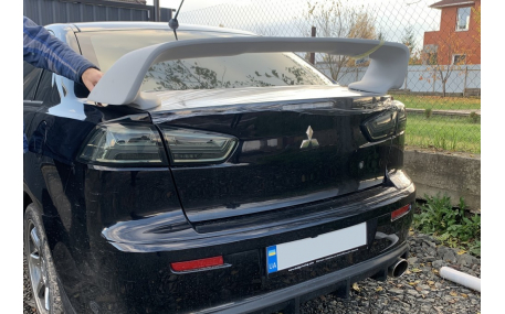 Спойлер Mitsubishi Lancer X
