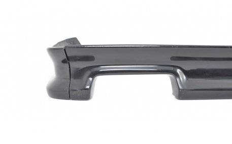 Накладка задняя Mercedes E-class W124