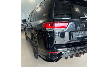 Комплект обвеса Toyota Land Cruiser 300