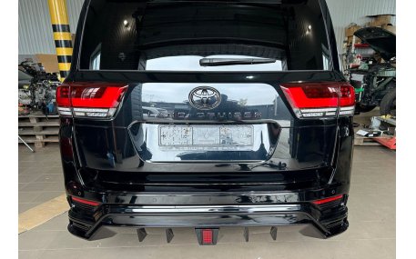 Комплект обвеса Toyota Land Cruiser 300