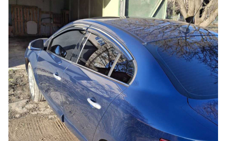 Дефлекторы окон Renault Fluence