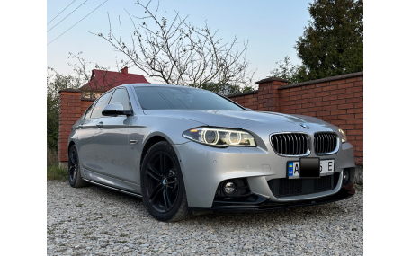 Накладка передняя BMW 5 (F10)