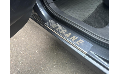 Накладки на пороги Renault Megane