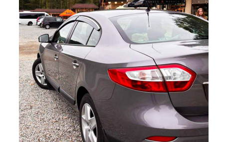 Дефлекторы окон Renault Fluence