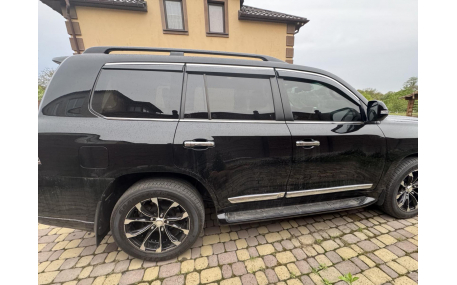 Дефлекторы окон Toyota Land Cruiser 200