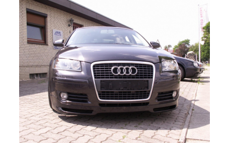 Накладка передняя Audi A3 8P 2005-2008