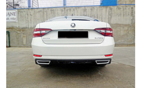 Накладка задняя Skoda Superb 2015-2019