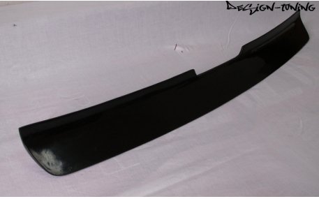 Накладка задней двери Volkswagen Golf 4