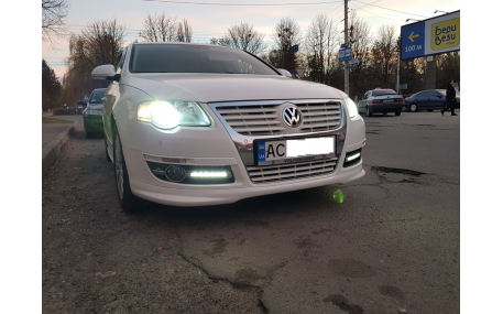 Накладка передняя Volkswagen Passat B6