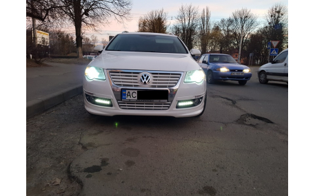 Накладка передняя Volkswagen Passat B6