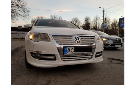 Накладка передняя Volkswagen Passat B6