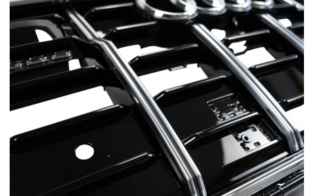 Решетка радиатора Audi Q8 2018-2023