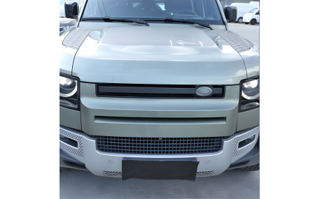 Решетка радиатора Land Rover Defender L663