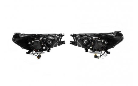 Фары передние Toyota Hilux 2015-2020